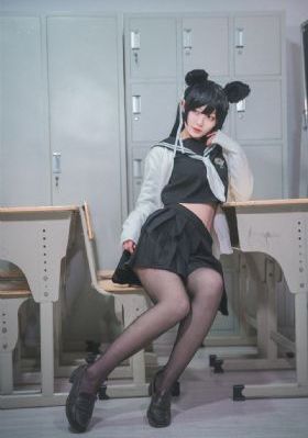 娇妻被老头玩弄hd在线观看_蓝光电影在线观看
